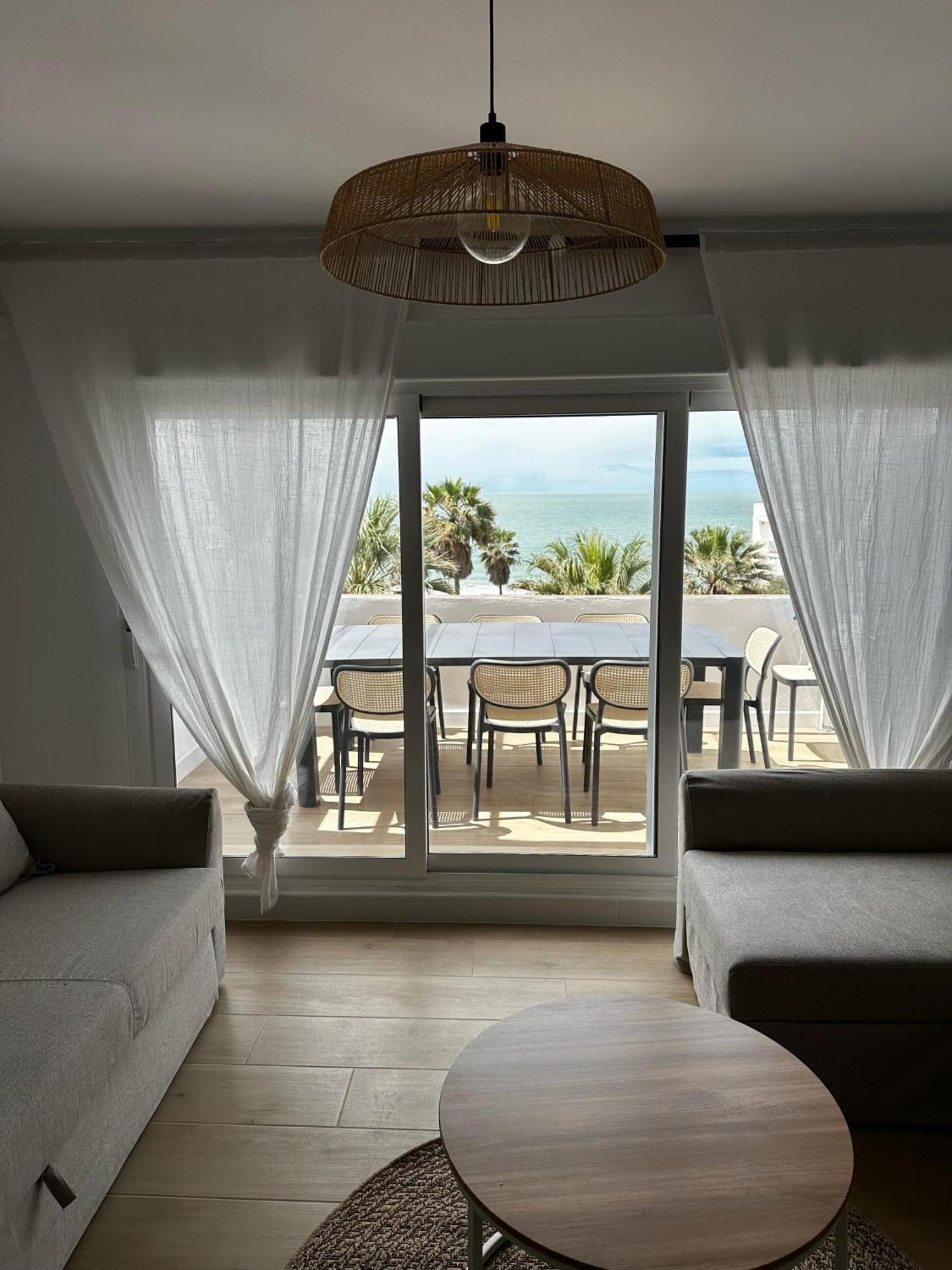 Gatu Villa Mar "Preferente Para Mayores De 25 Anos Y Familias " エル・プエルト・デ・サンタ・マリア エクステリア 写真
